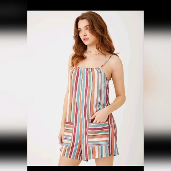 Striped knot shoulder romper Large Worn twice excellent condition 👌 - Picture 3 of 4